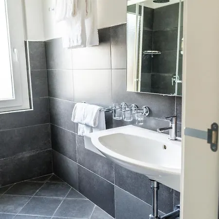 Otel Europe 3*
